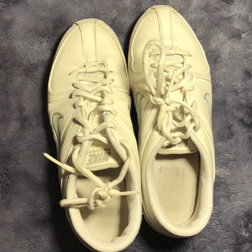 Nike mix down 2 cheer shoes size 6